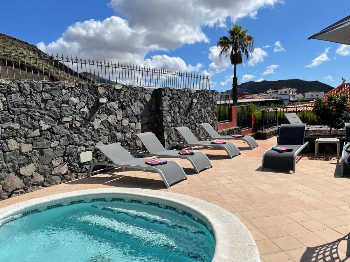 Villa Consuelo - Quiet Location Close To Resorts Buzanada المظهر الخارجي الصورة